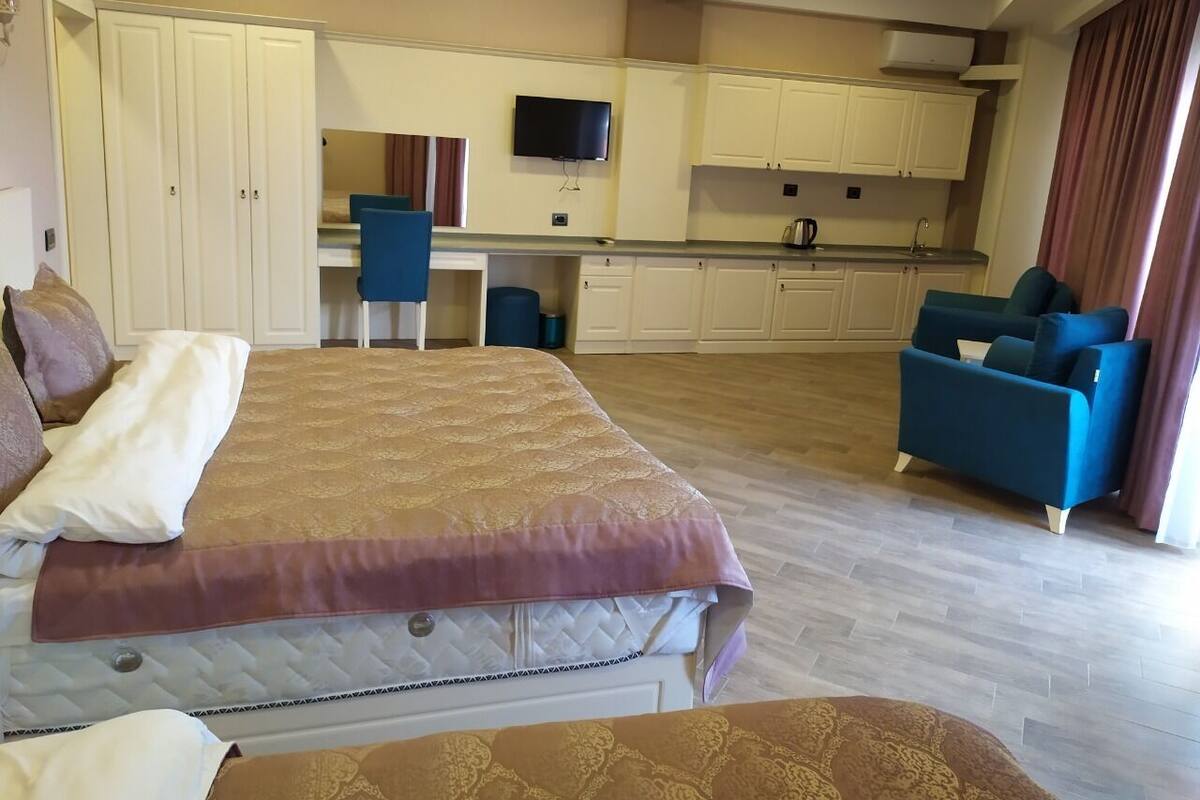 Standard Double Room | Free WiFi