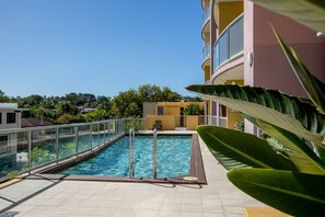 Outdoor pool - 1 Bedroom Self-contained Unit (Springwood)