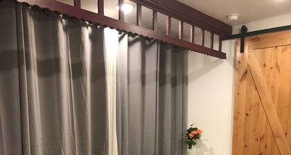 Cottage In Prime Location