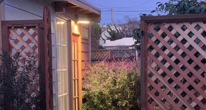 Viehättävä uusi mökki erinomaisella paikalla