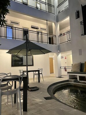 Tempat makan outdoor