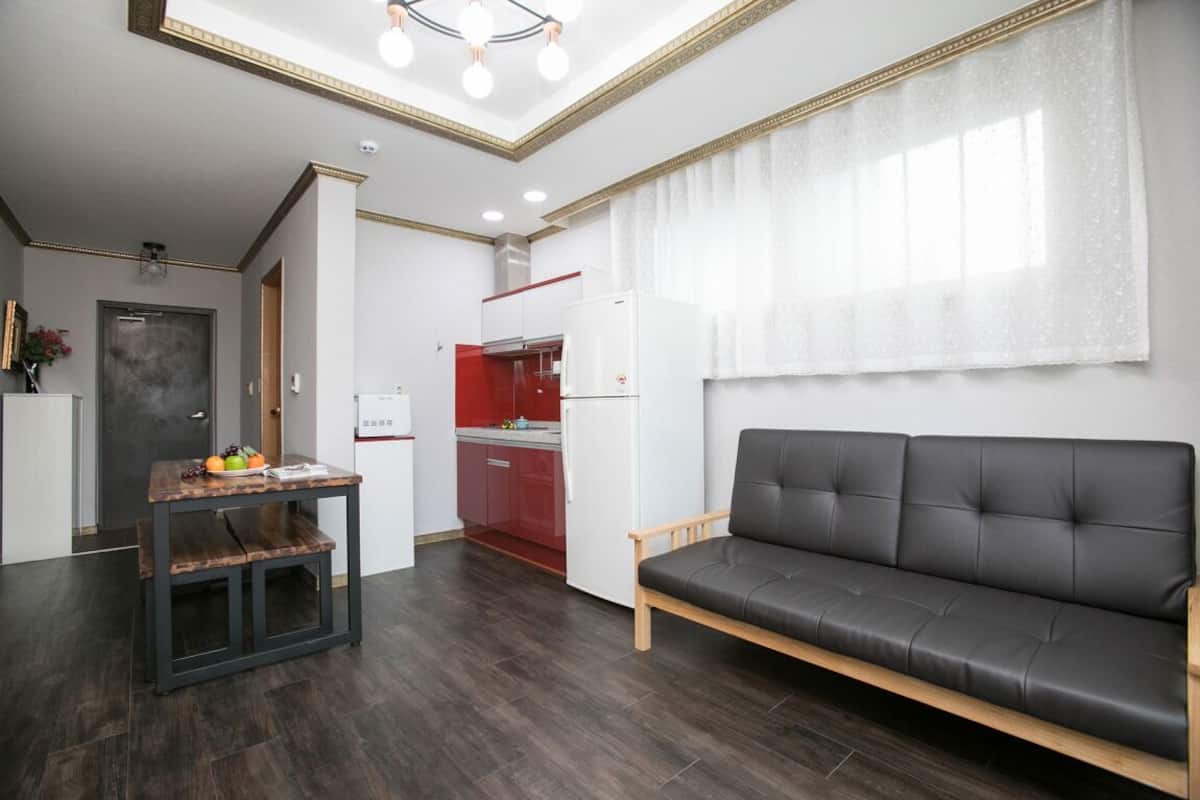 Casa familiare (Hosoo 102) | Area soggiorno | TV a schermo piatto