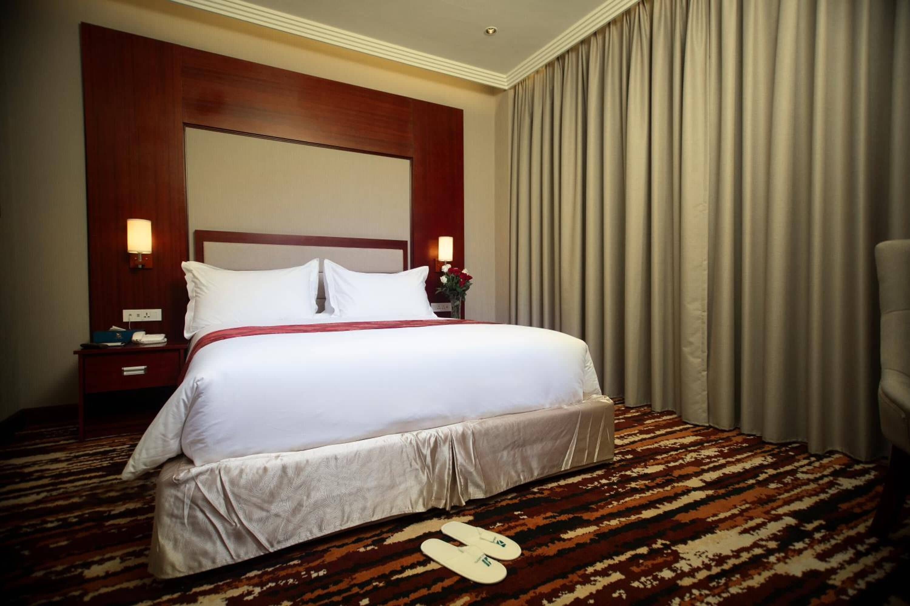 junior suite | 1 bedroom, premium bedding, down duvets, pillow-top beds