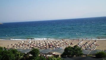 Plage privée, navette gratuite vers la plage, bar de plage