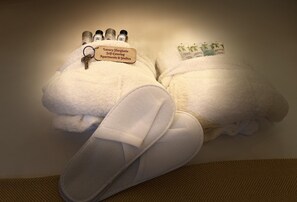 Hair dryer, towels, toilet paper