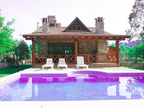 BO074 by Villaofsummer