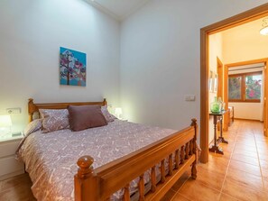 3 Schlafzimmer, Reisekinderbett, kostenloses WLAN