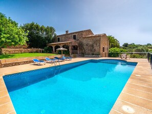 Pool - Beautiful private villa for 6 guests with WIFI, private pool, TV, terrace and pets allowed (Felanitx)