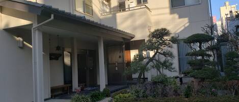 Façade de l’hébergement