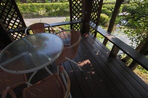 Deluxe Quadruple Room | Balcony