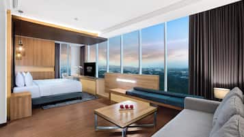 Phòng Suite | 1 phòng ngủ, minibar, bàn, truy cập Internet không dây miễn phí