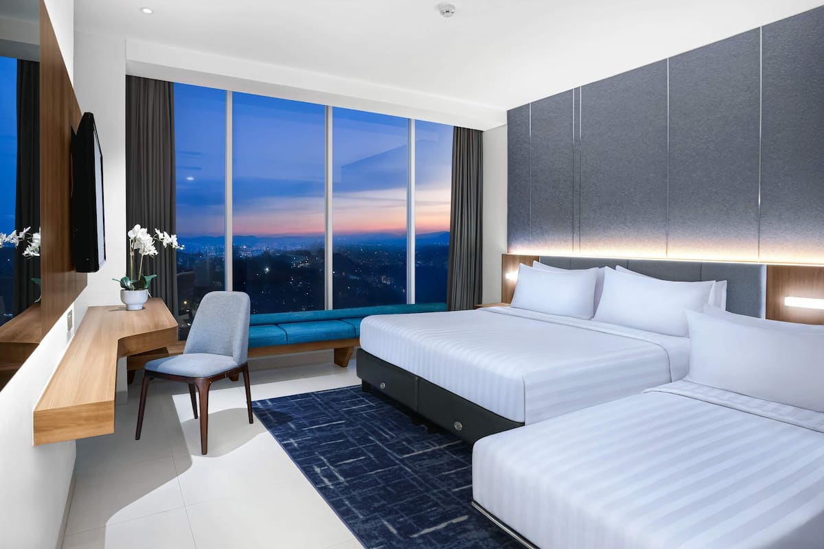 Deluxe Triple Room