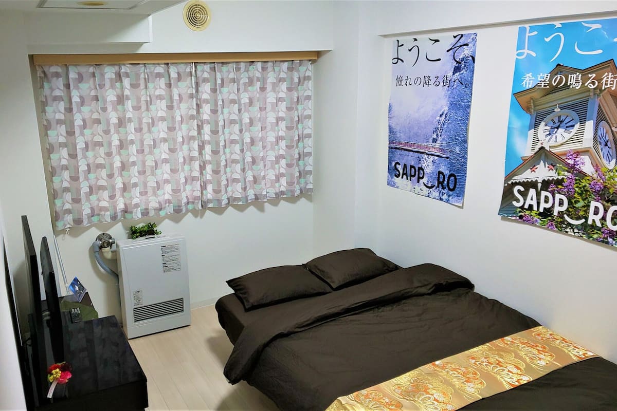 1 多间卧室、免费 WiFi、床单