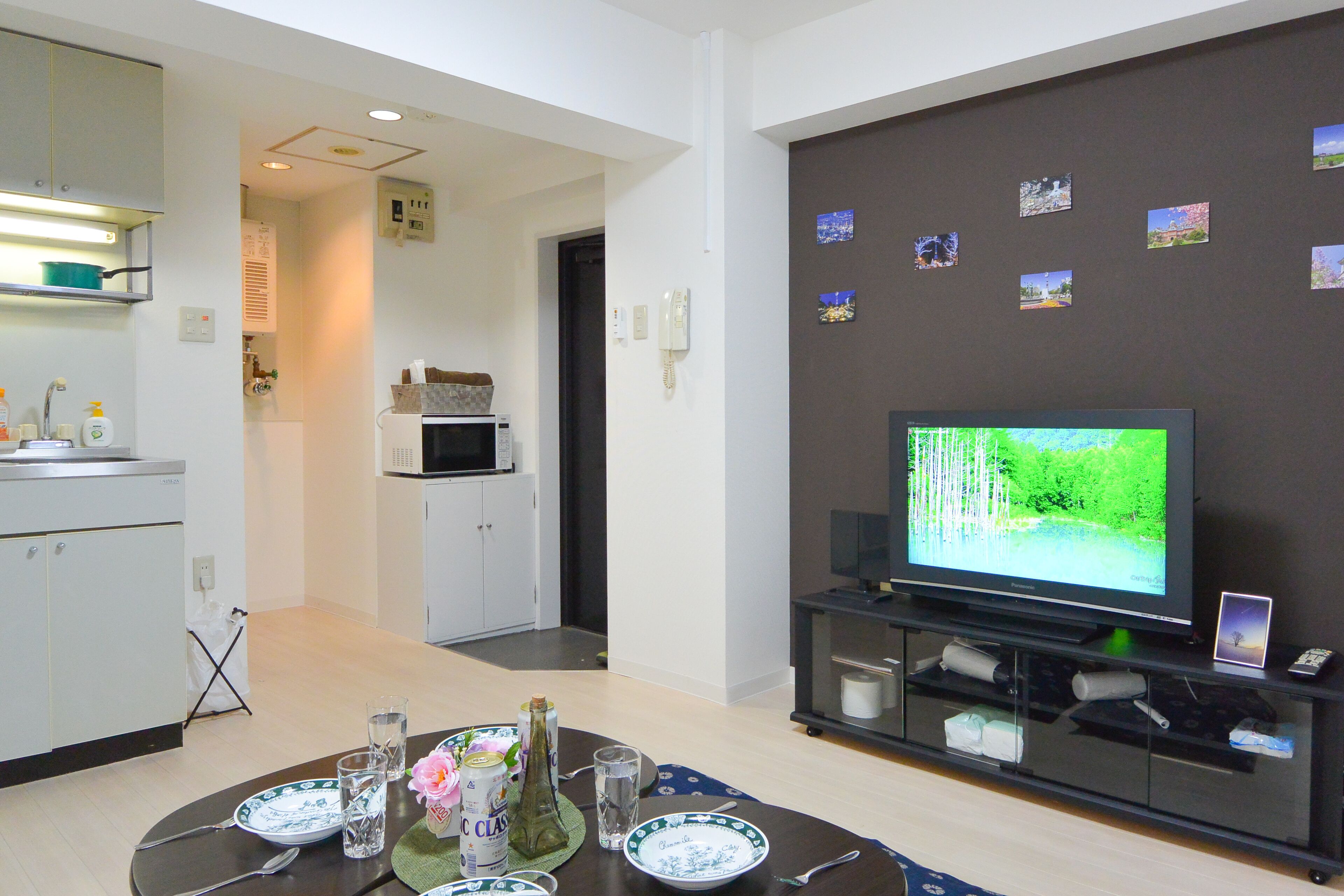 Apartemen Keluarga (702) | Area keluarga | TV layar datar