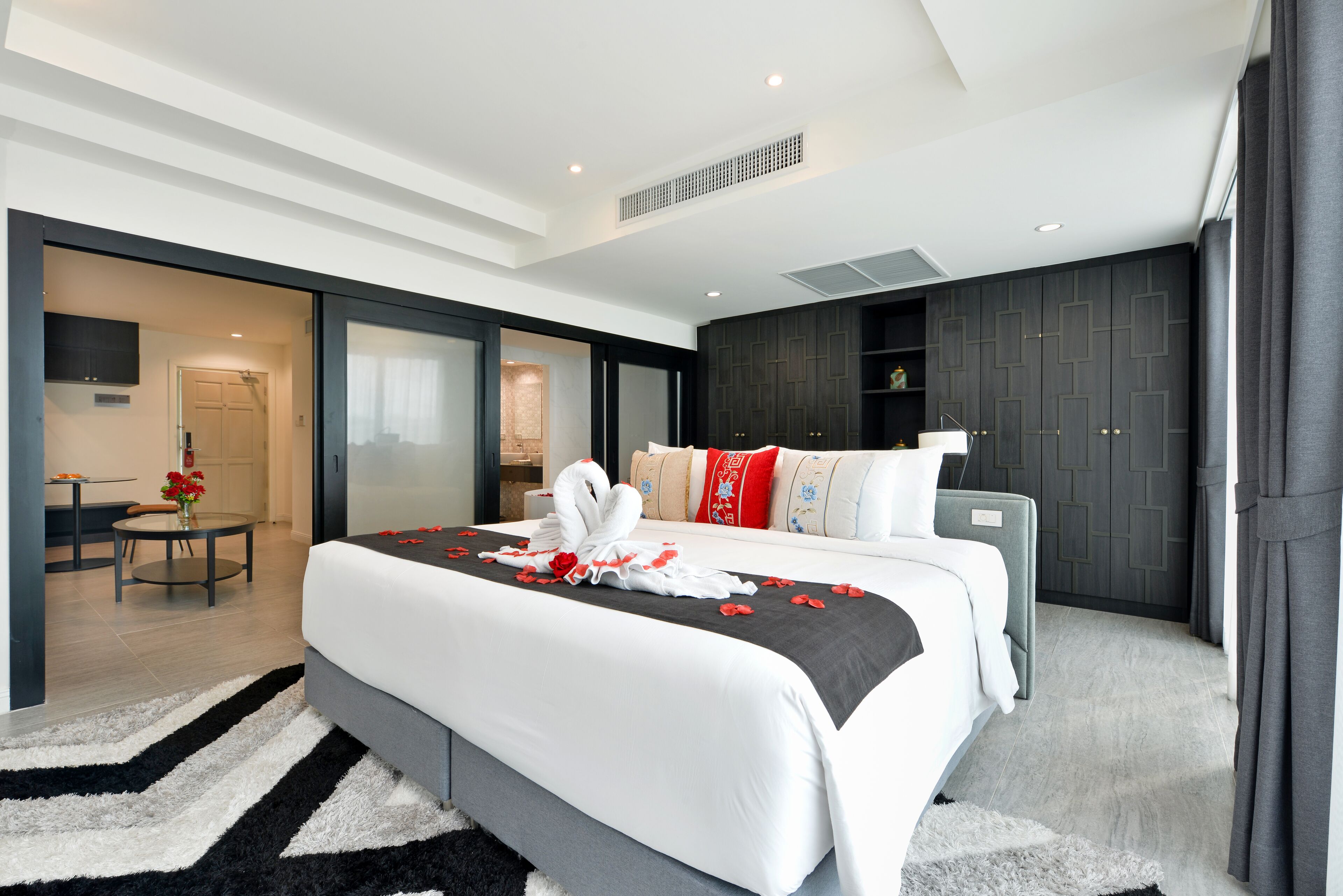 Literie de qualité supérieure, minibar, coffres-forts dans les chambres