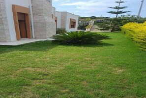 Garden - CE004 by Villaofsummer (Cesme)