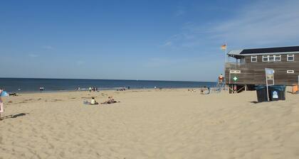 Gemütliches Ferienhaus in Julianadorp Strandslag