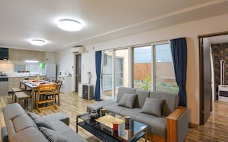 Televisión de pantalla plana