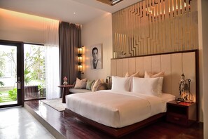 Premium Deluxe King - Free Airport Transfers + Mini-Bar | Egyptian cotton sheets, premium bedding, down comforters, pillowtop beds - Jaya House Angkor Park (Siem Reap)