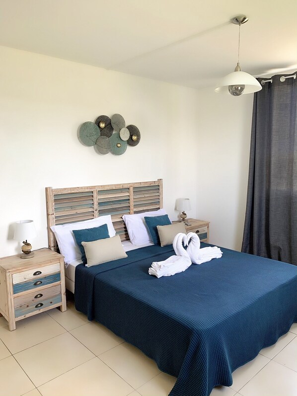 2 bedrooms, iron/ironing board, travel crib, free WiFi