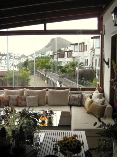 BO076 by Villaofsummer