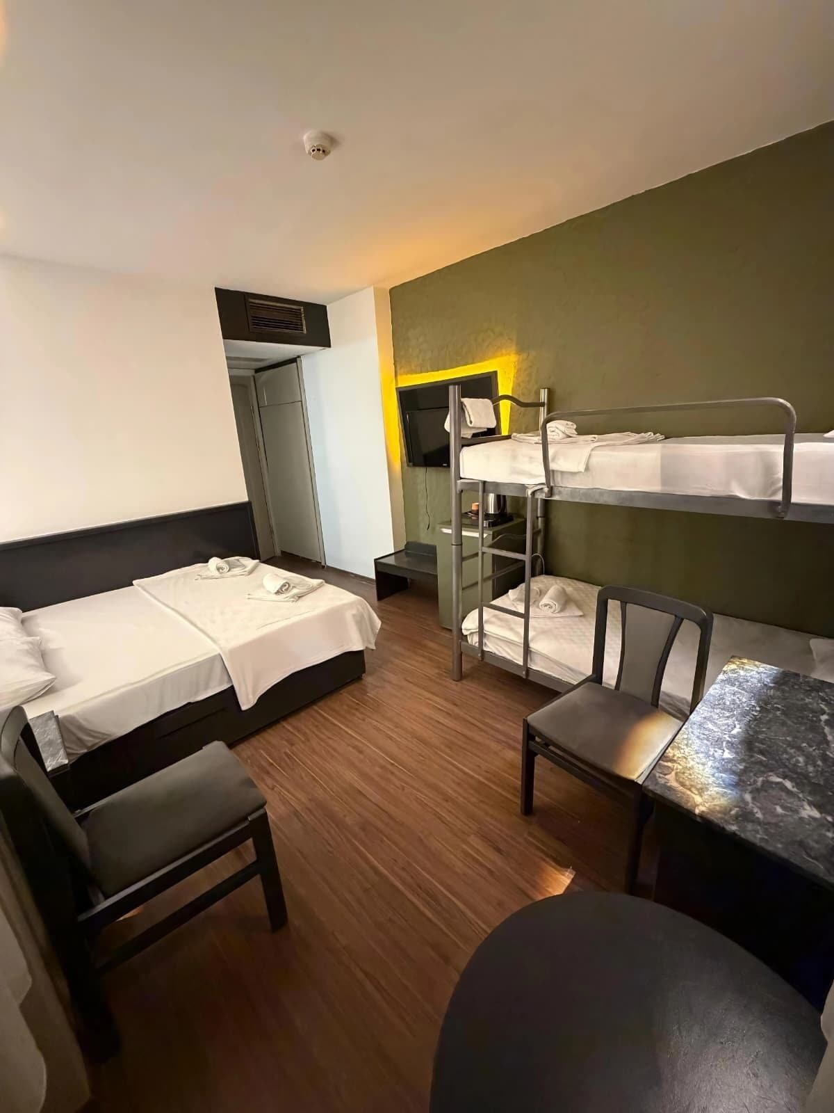 Chambre Quadruple Design