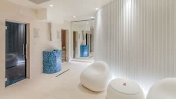 Badstue, boblebad, dampbad, kroppsbehandlinger og aromaterapi