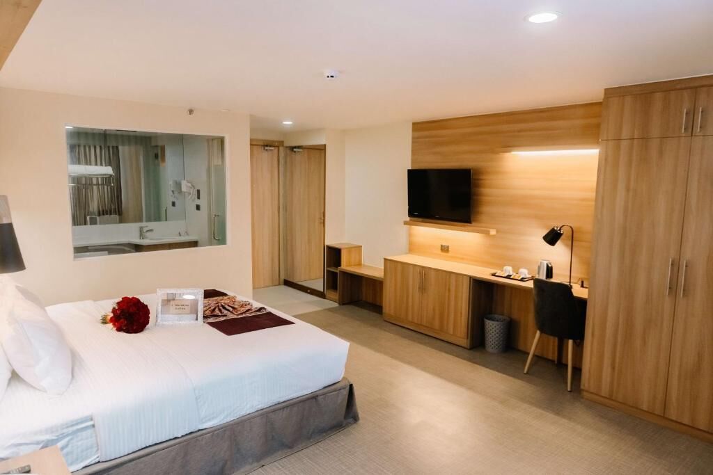 Desk, iron/ironing board, free WiFi, bed sheets