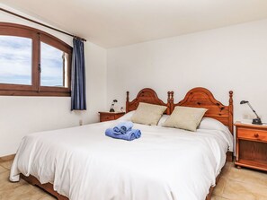 2 Schlafzimmer, Reisekinderbett, kostenloses WLAN