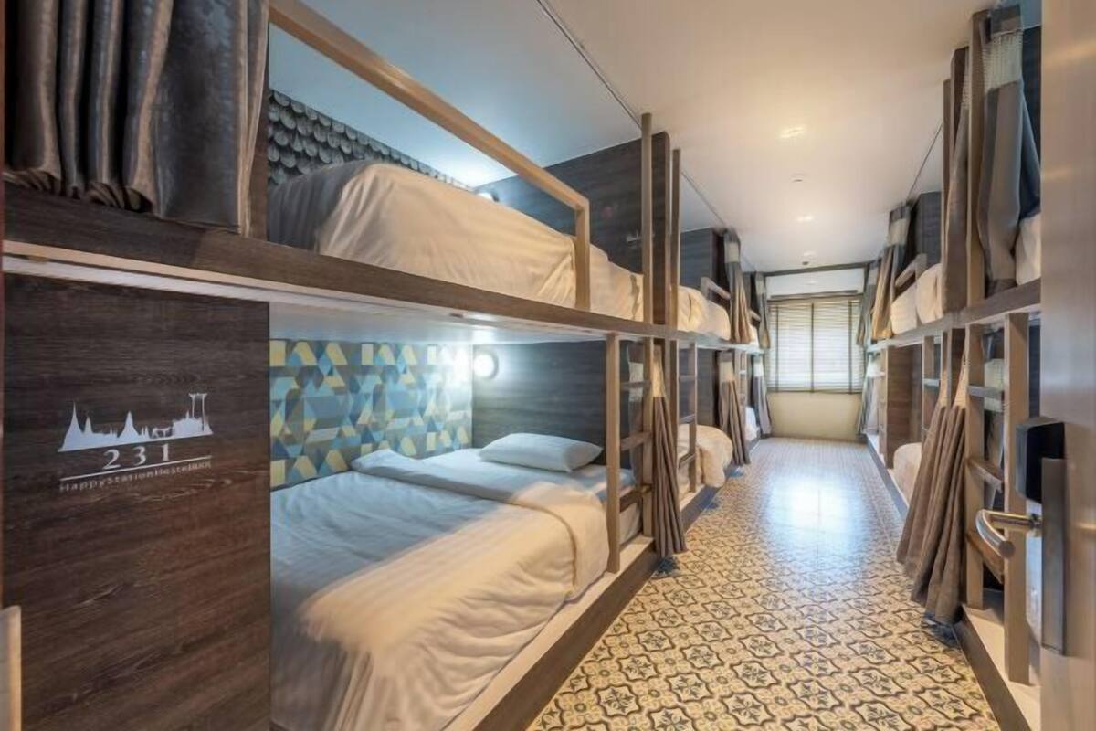 Wi-Fi de cortesia, roupa de cama