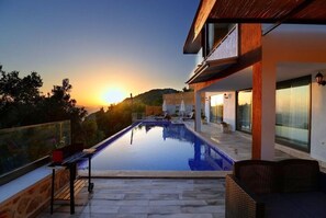 Outdoor pool - KA002 by Villaofsummer (Kas)