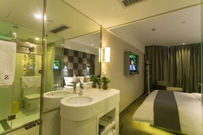 Elite Double Room, Non Smoking | Desk, blackout drapes, iron/ironing board, free WiFi - Zsmart Hotel Suzhou (Suzhou)