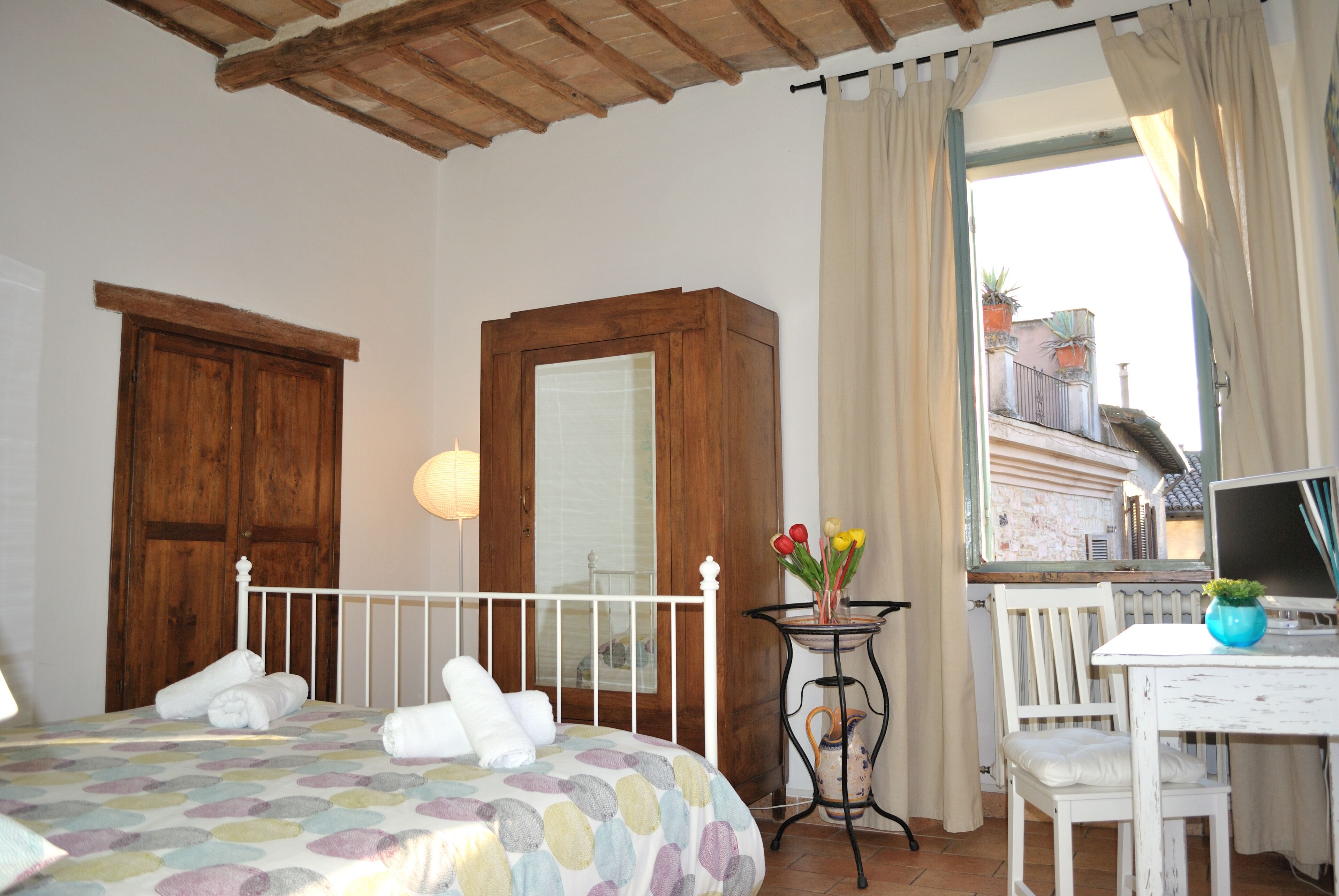 4 camere, ferro/asse da stiro, Wi-Fi, lenzuola