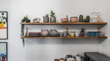 Apartemen, 1 kamar tidur | Dapur pribadi | Lemari es, microwave, oven, dan kompor