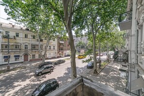 Apartment | Street view