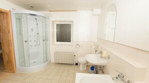 Apartment | Badezimmer | Handtücher