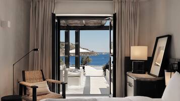 Suite junior, hidromasaje, vista al mar (Kalesma Suite) | 1 habitación, ropa de cama de alta calidad y edredón