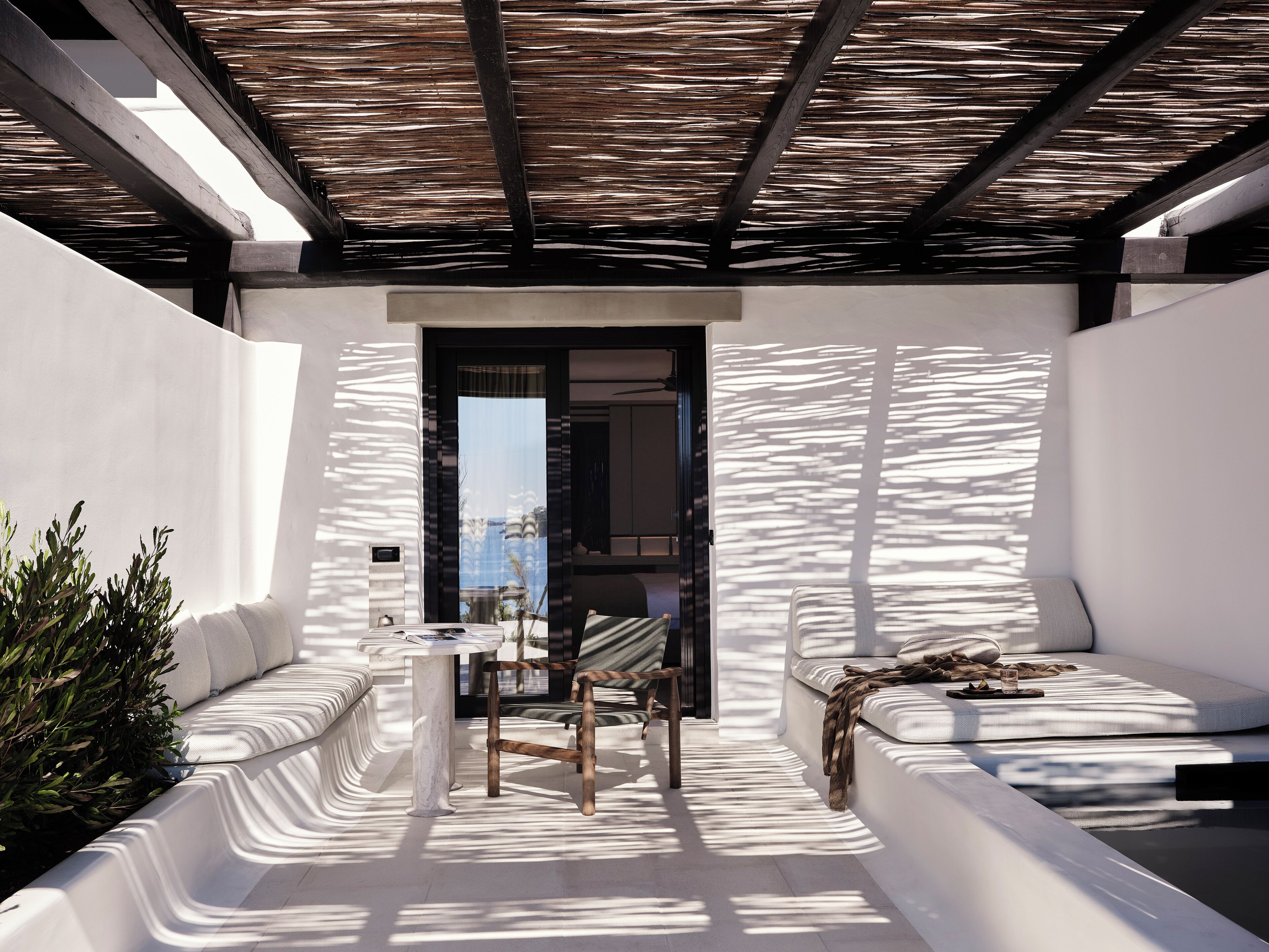 Junior Suite Sea View with Jetted Tub | Terrace/patio