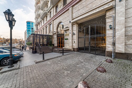 LeonRooms Grecheskaya 5