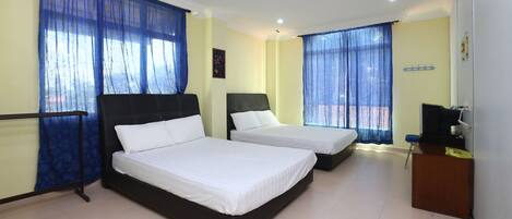 Family Room | Free WiFi, bed sheets