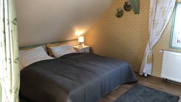 Cottage Romantis | 1 kamar tidur, setrika/meja setrika, Wi-Fi gratis, dan seprai linen