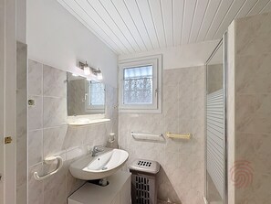 Imagen sin descripción, 4 de 5, botón