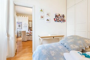 8 bedrooms, WiFi