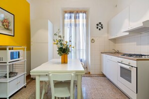 Microwave, oven, stovetop