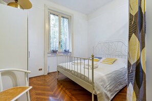 1 bedroom, iron/ironing board - GuestHost - APT X3 Loreto Città Studi M1/M2 & C.so Buenos Aires (Milano)