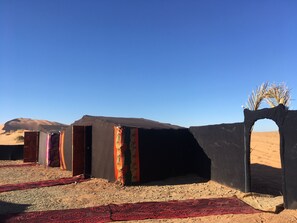 Comfort-Zelt (Twin) | Zustellbetten, kostenloses WLAN, Bettwäsche