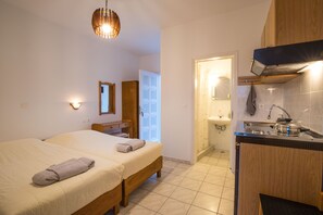 Interior - Evdokia Studios (Sifnos)