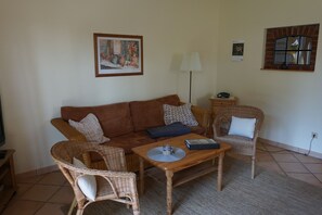 House, 2 Bedrooms | Living room | Flat-screen TV, ping pong