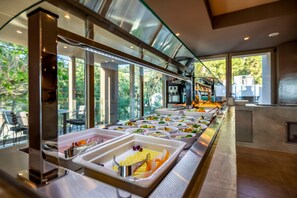 Petit déjeuner buffet