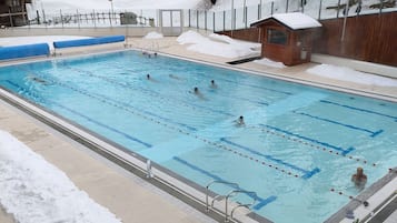 Piscine extérieure, piscine chauffée